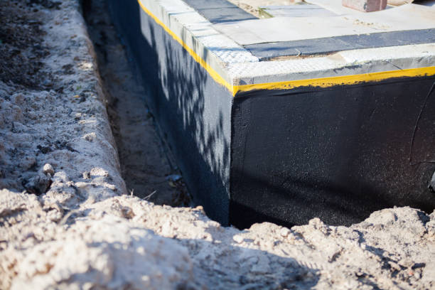 Professional Vapor Barrier Installation technician working in Bainbridge, IN